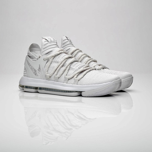 Nike Other - 🏀 NIKE ZOOM KD 10 basketball sneakers - Size 9.5